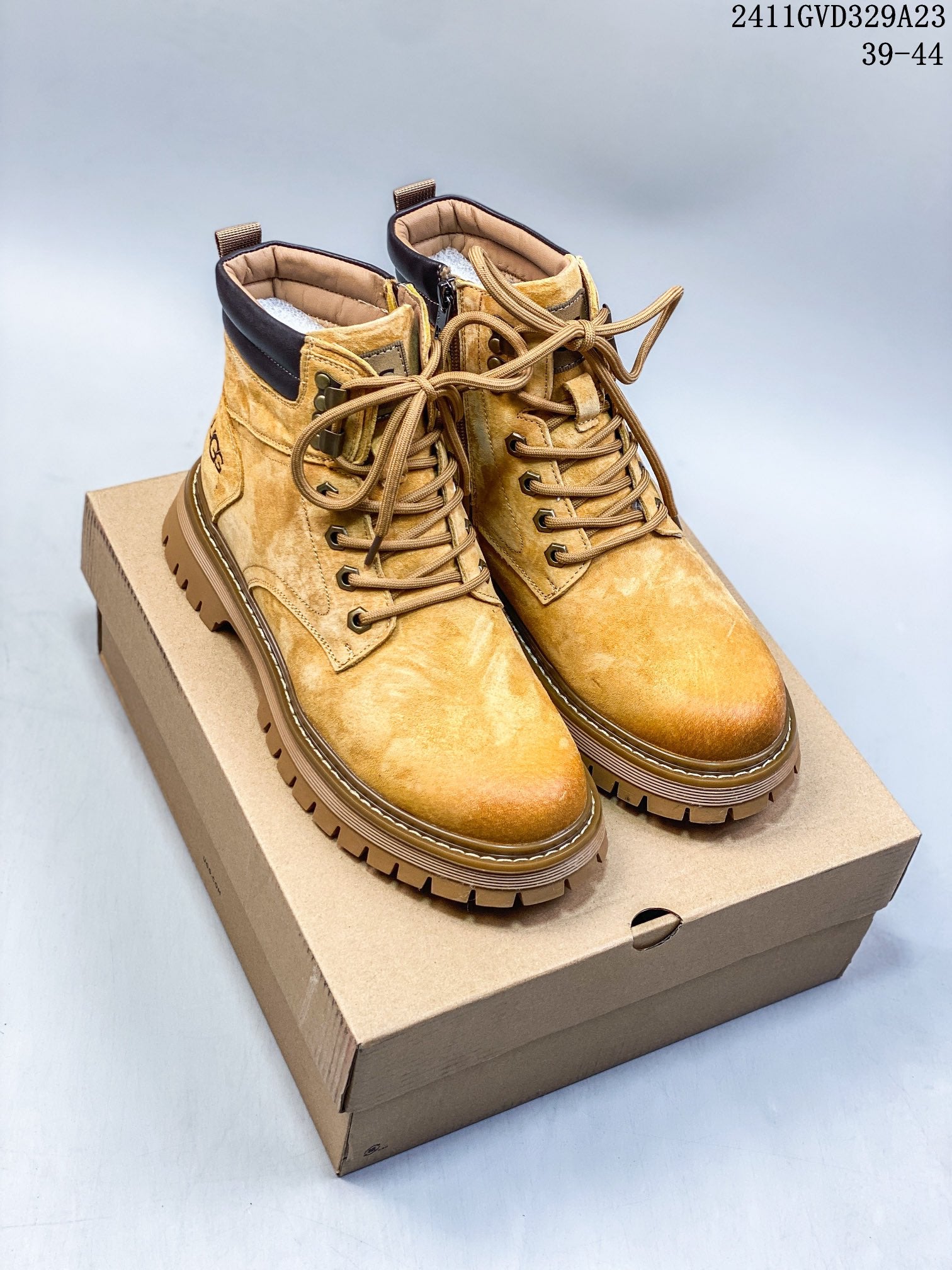 UGG Tasman Weather Hybrid Mid-Top Casual Boots