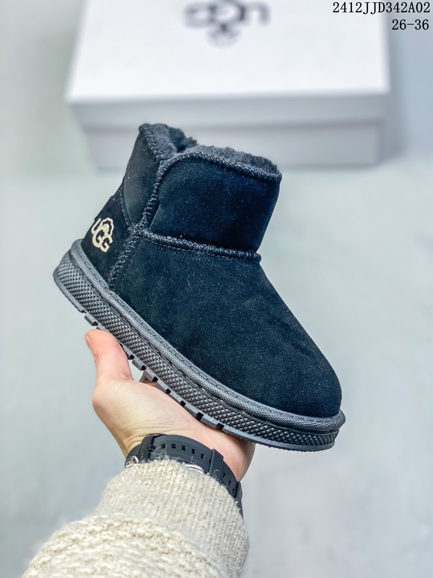 UGG Kids' Mid-Calf Snow Boots - Stylish & Comfortable Winter Footwear