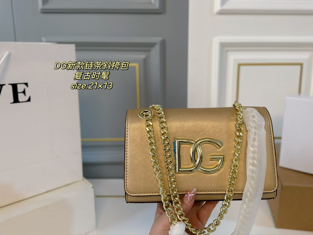 Dolce & Gabbana Chain Crossbody Bag - Classic DG Logo