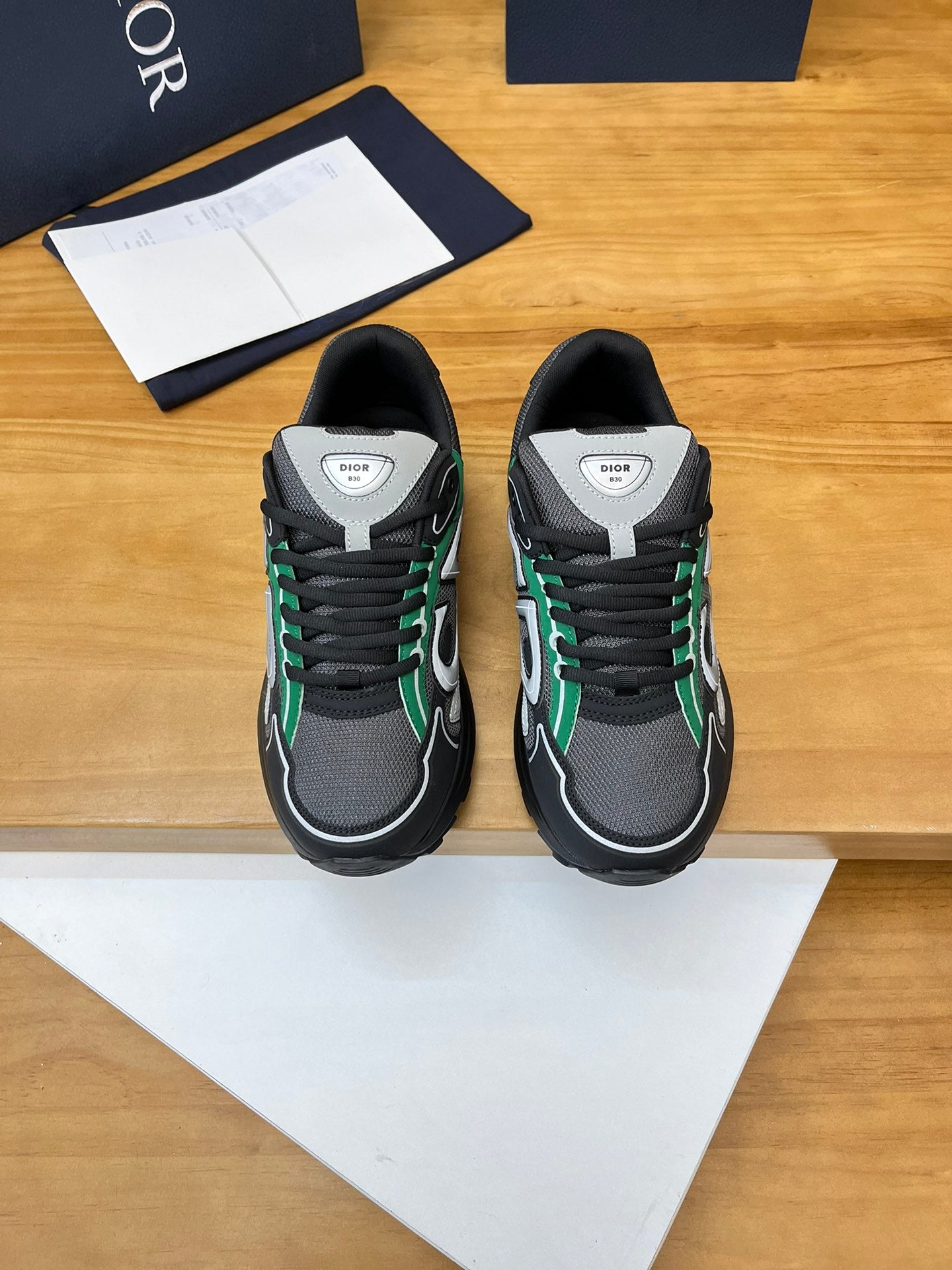 Couples' Reflective B30 Dad Sneakers â€“ Trendy Retro Style