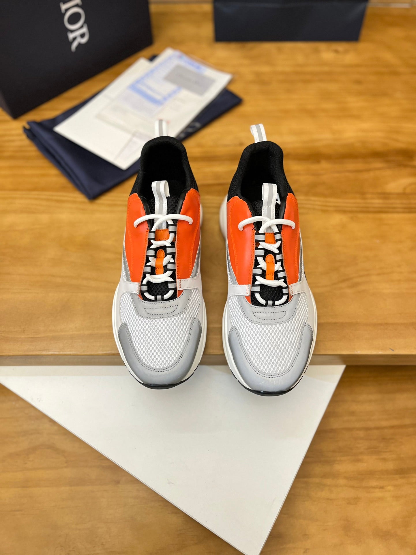 Djia B22 Men's Retro Sports Shoes - Chunky Low-Top Style