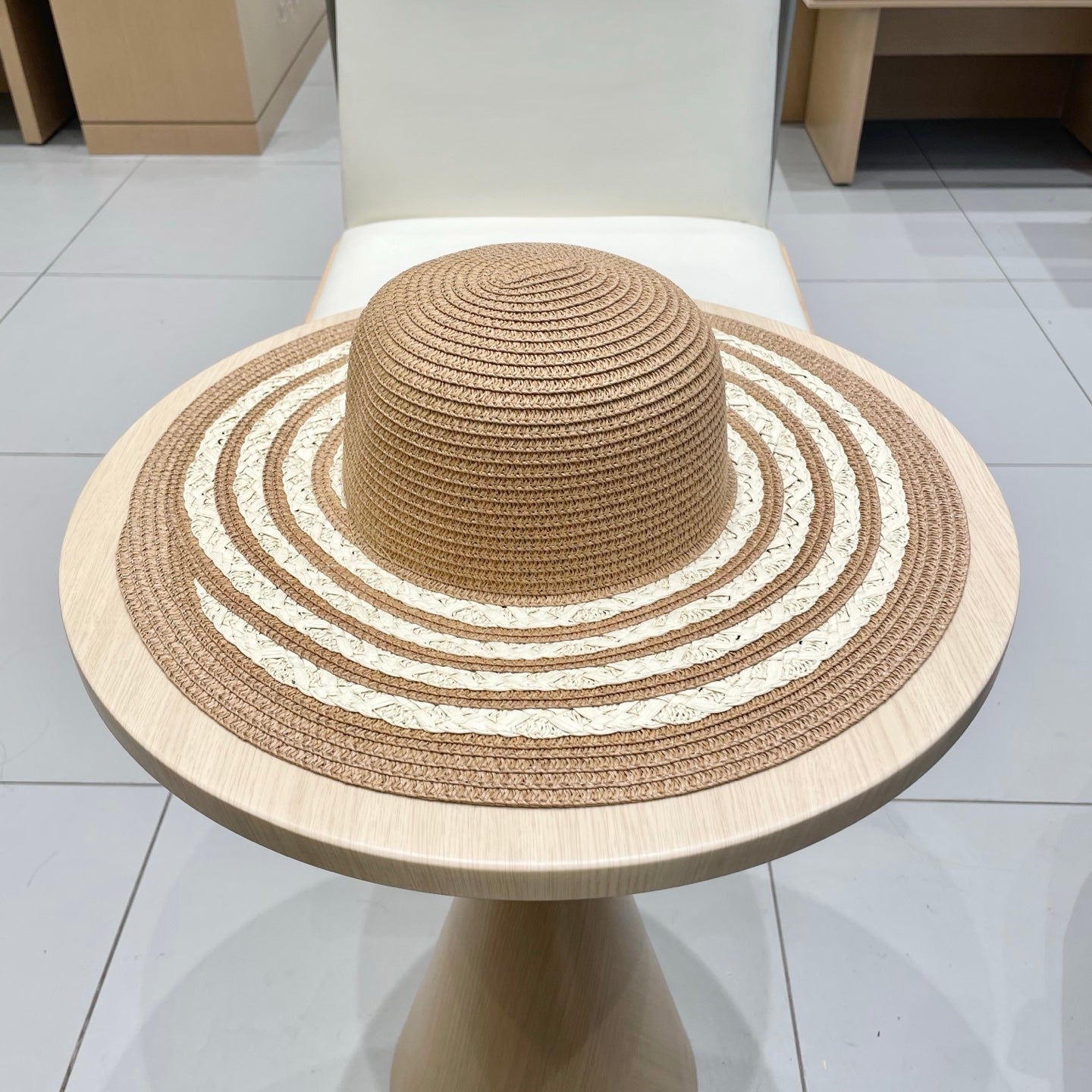 Louis Vuitton Straw Hat and Tote Bag Set - Outdoor Sun Protection