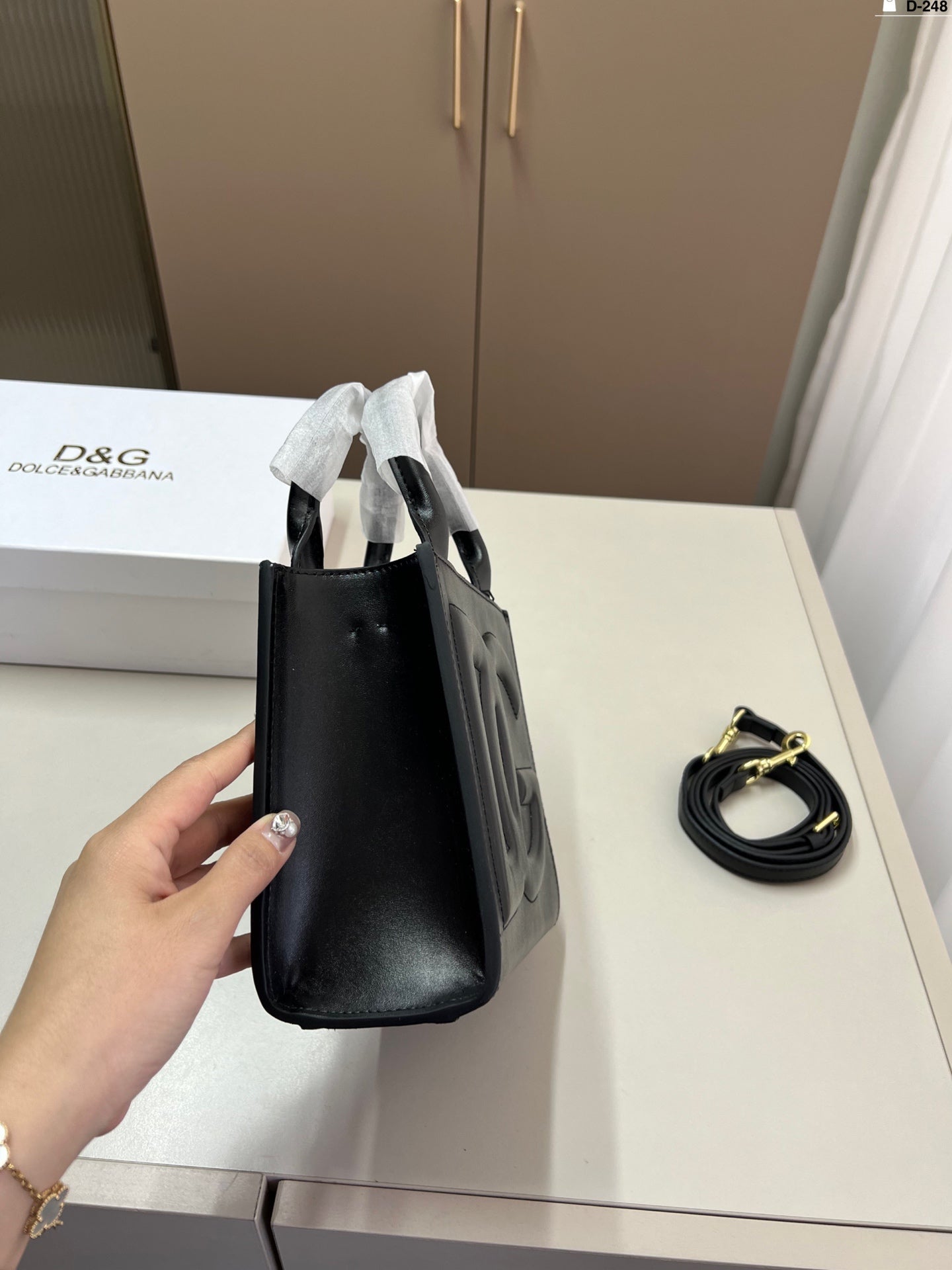 Dolce & Gabbana DG Elegant Handbag - Size 17x17