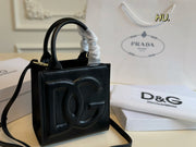 D&G Dolce & Gabbana Classic Logo Tote Bag - Versatile All-Purpose Carrying Solution