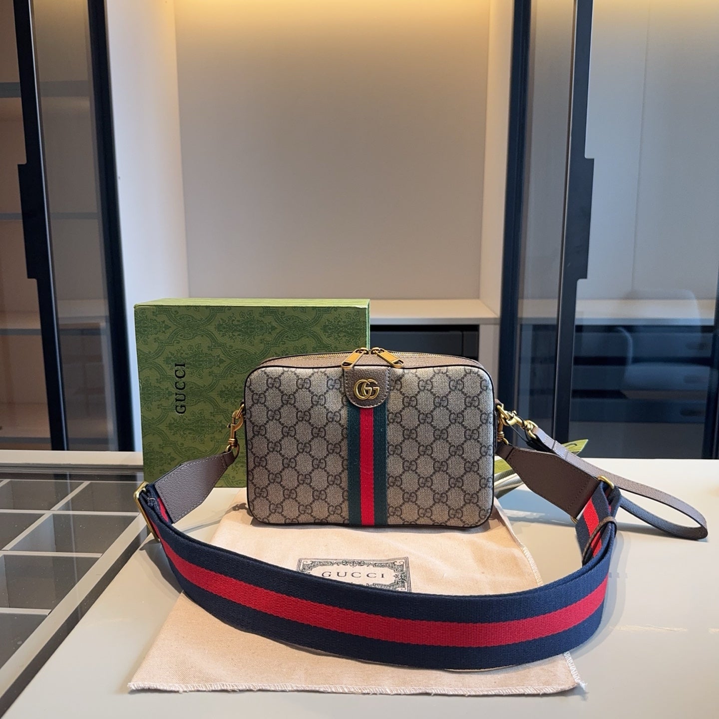 Gucci Ophidia Camera Bag - Luxury Versatile Accessory