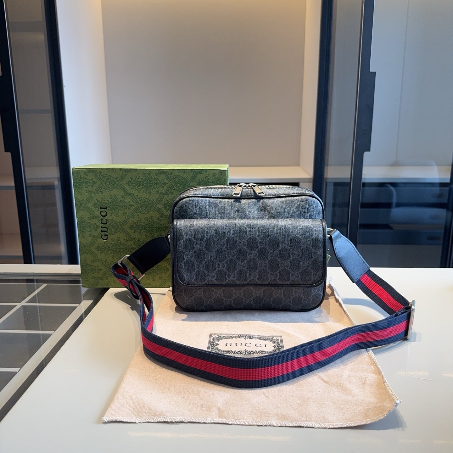 Gucci Black Flower Series Camera Bag - Luxury Travel Essential