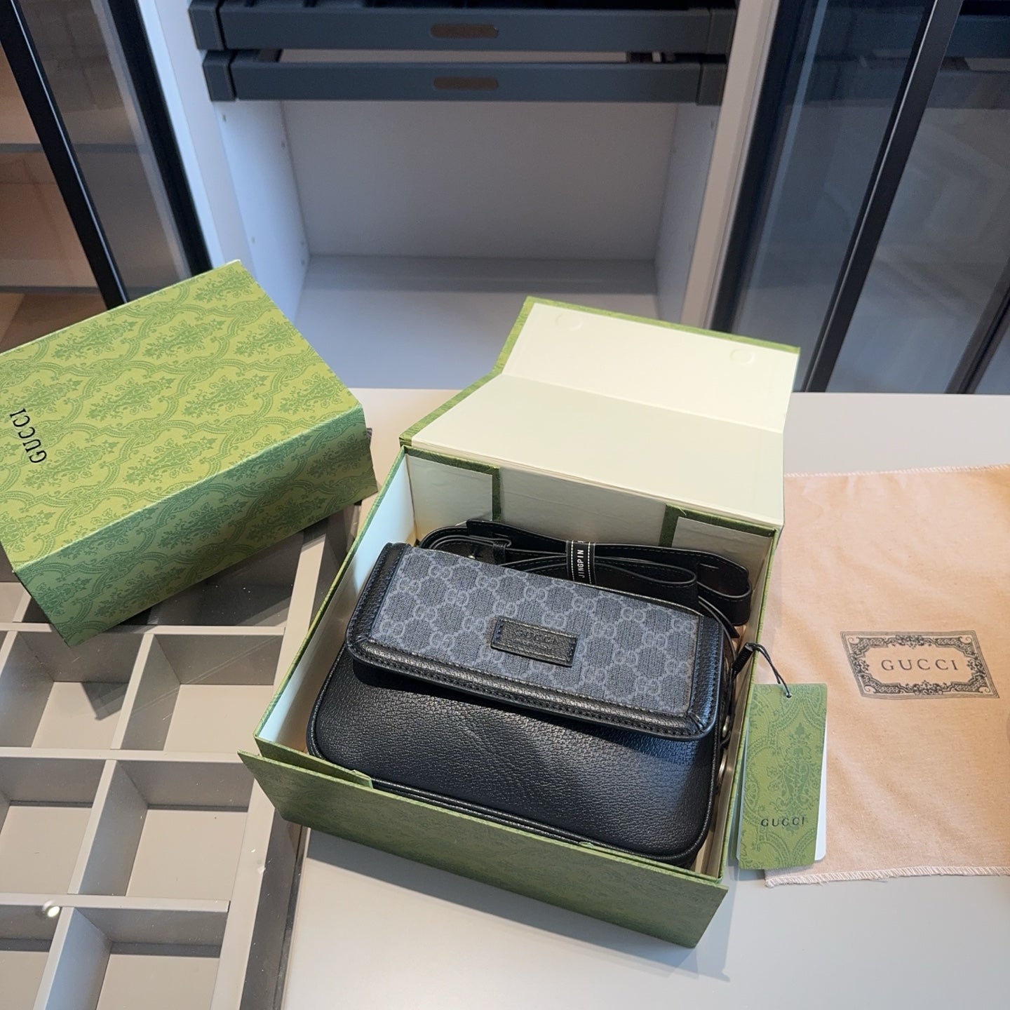 Gucci Black Flower Series Camera Bag - Iconic Celebrity Favorite