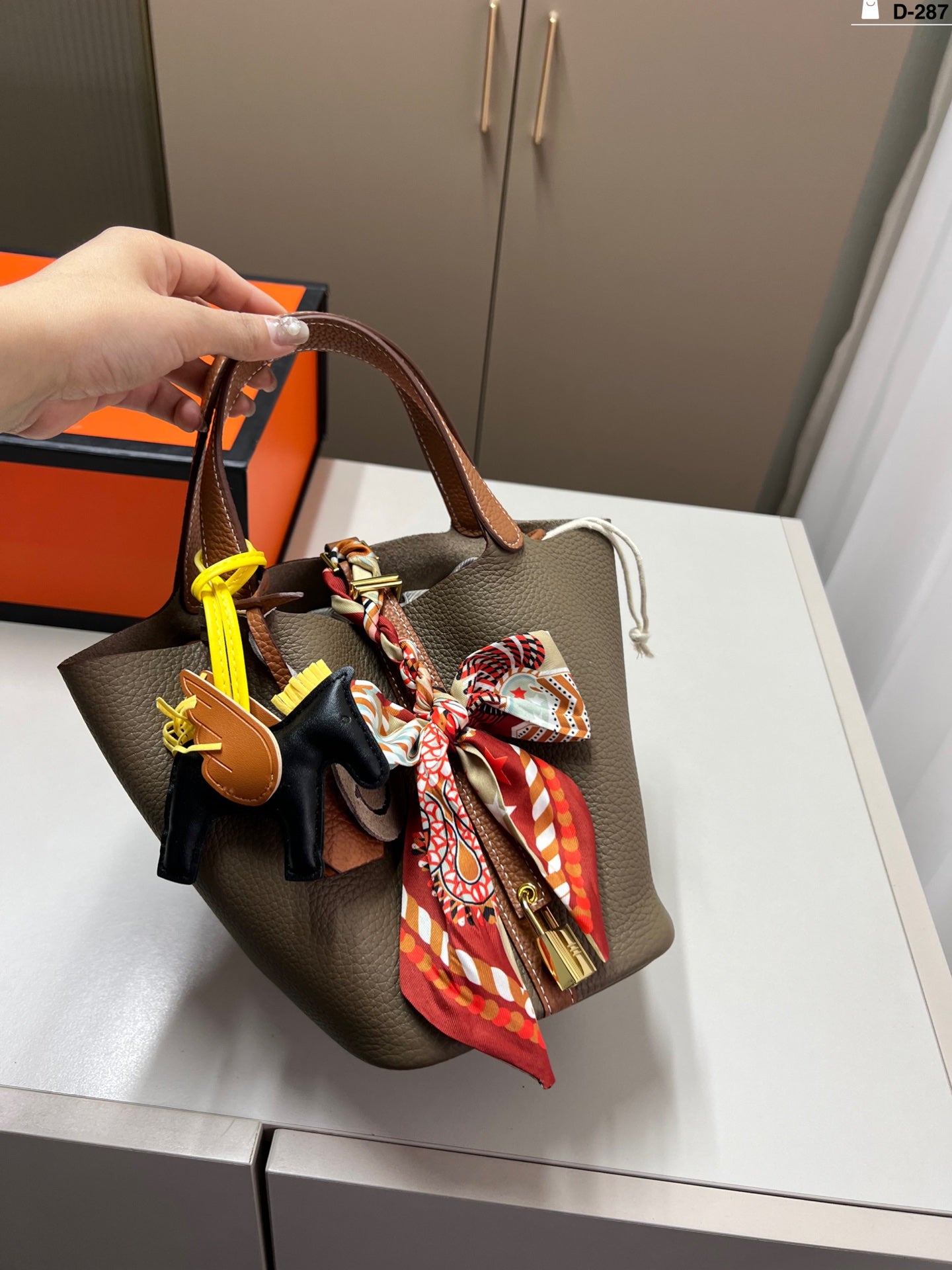 HermÃ¨s Vegetable Basket - Luxury Handcrafted Tote