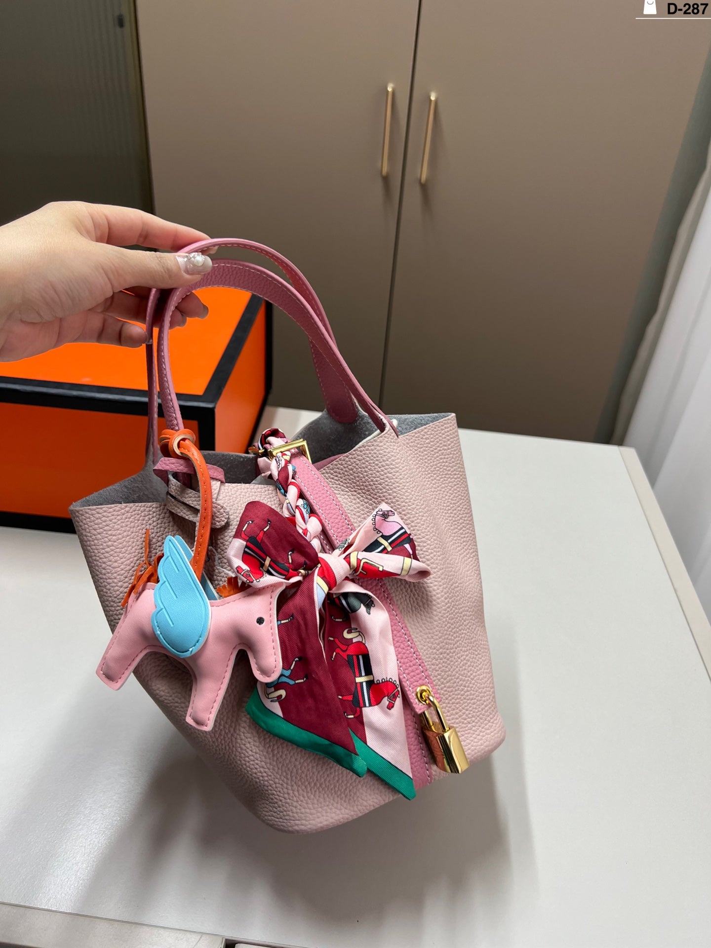 Hermes Vegetable Basket - Elegant and Eco-Friendly Storage Solution