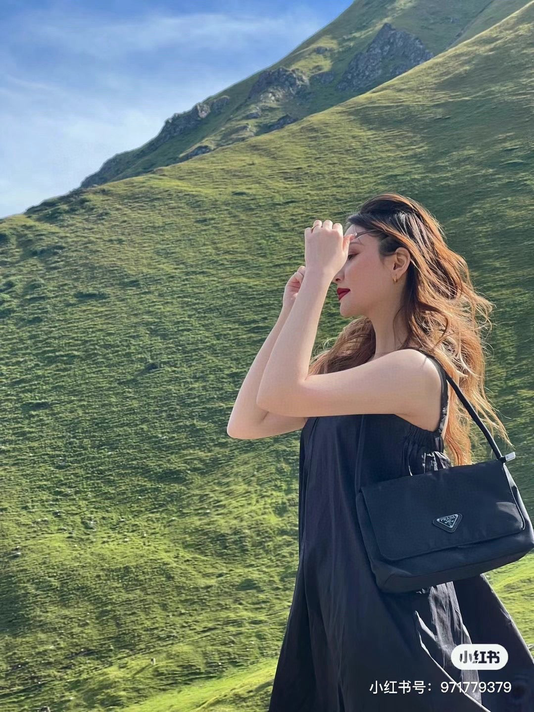 Prada Armpit Messenger Bag - Stylish & Functional Luxury