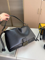 Fendi Baguette Bag - Elegant and Versatile Handbag