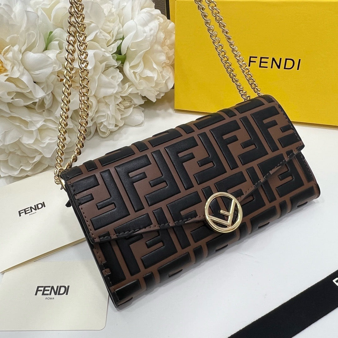Fendi 2602 Black Brown Leather Shoulder Bag