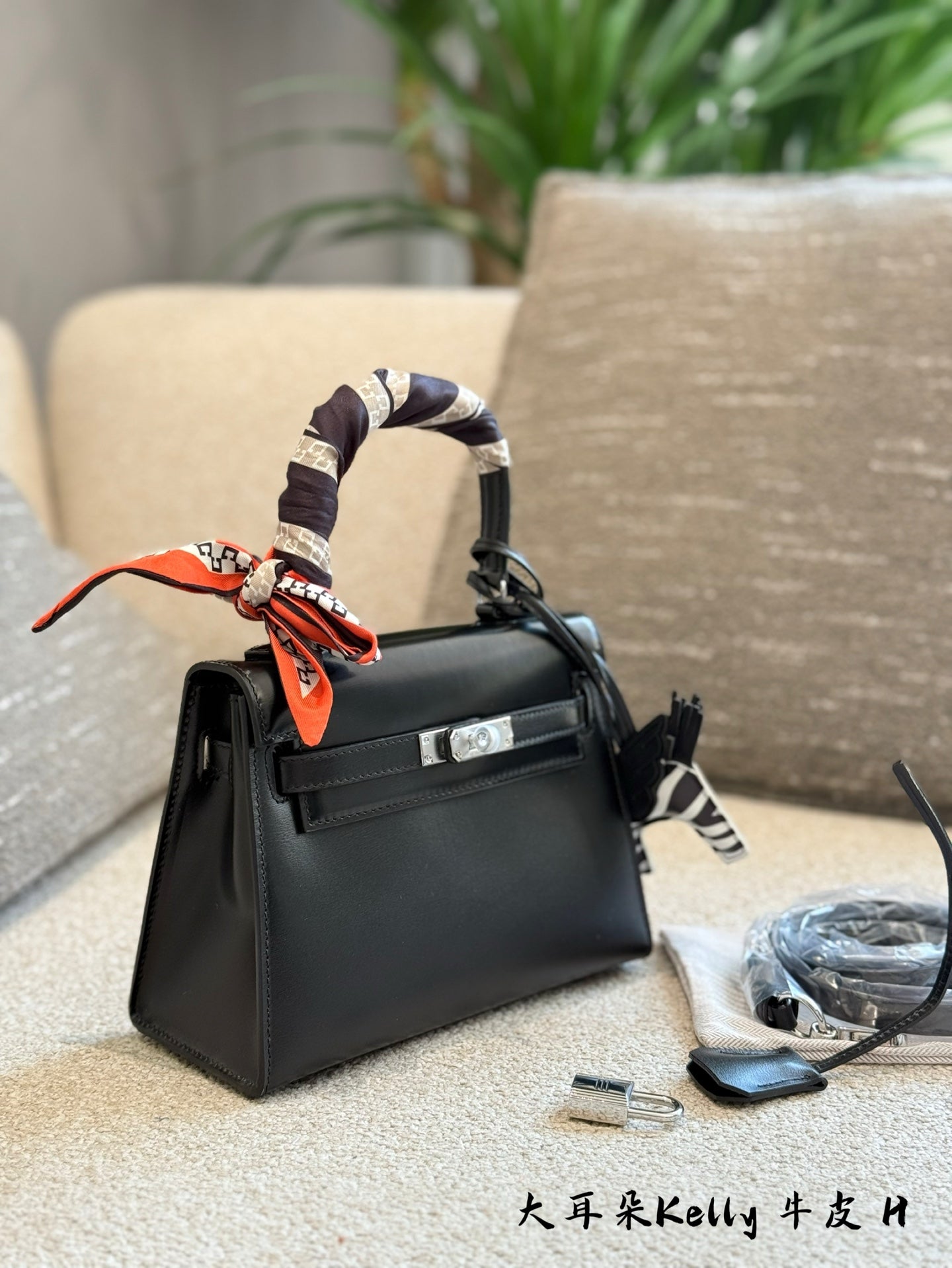 Rare HermÃ¨s Big Ears Mini Kelly â€“ Vintage Collector's Item