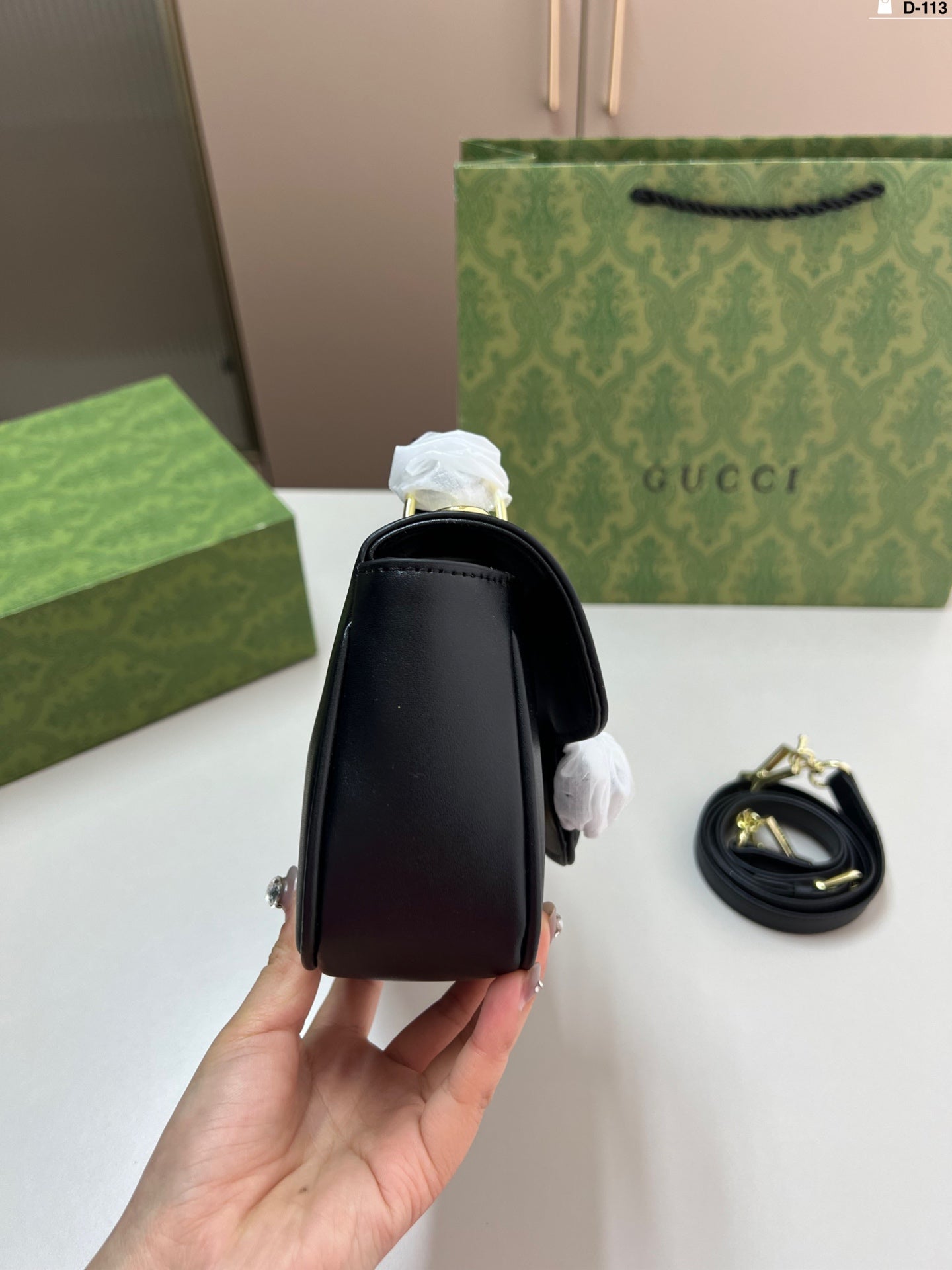 Gucci 1955 Saddle Bag - Classic Handbag for Stylish Cross-Body Wear