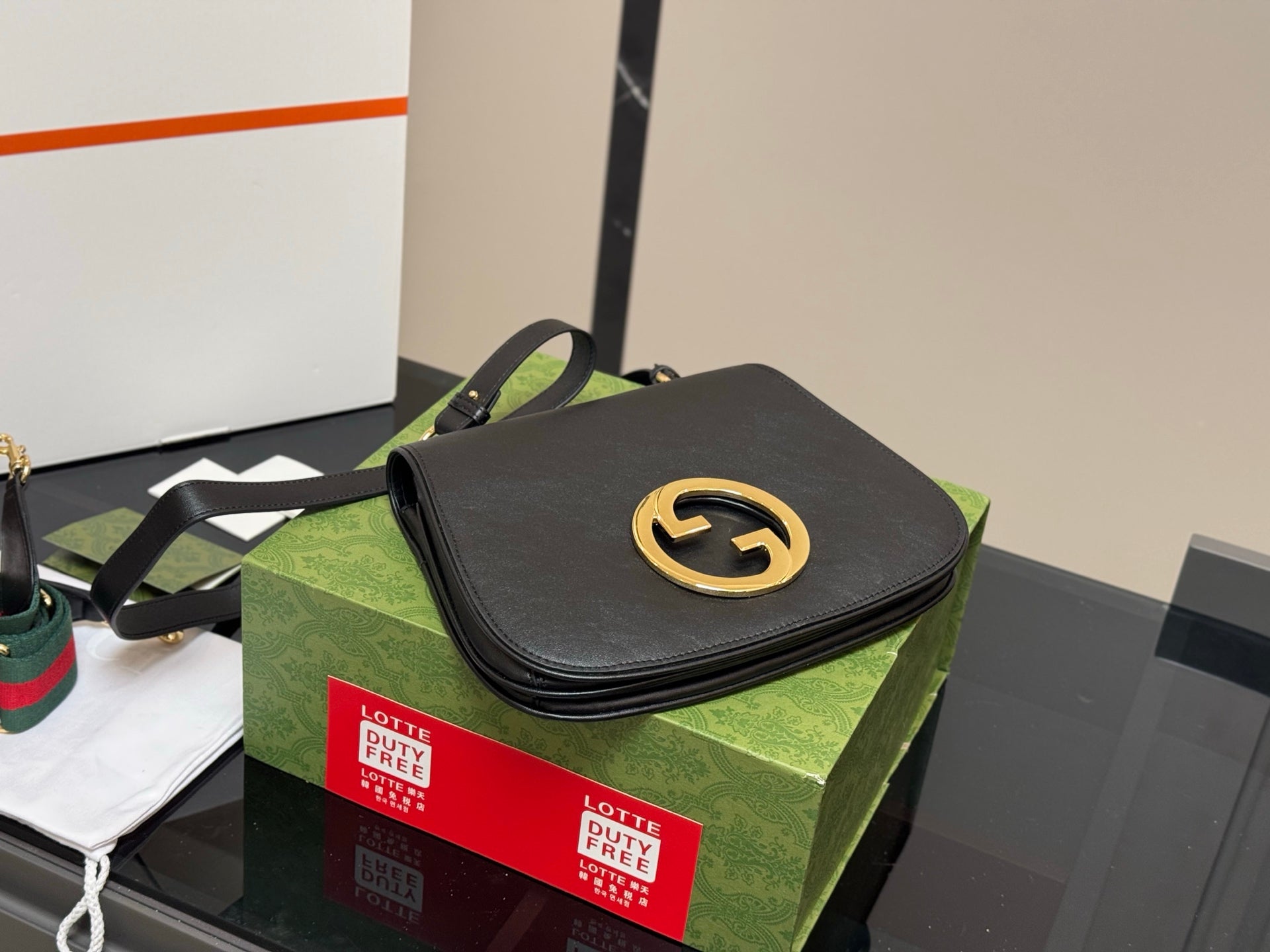 Gucci Blonedie Folding Box Airplane Shoulder Bag