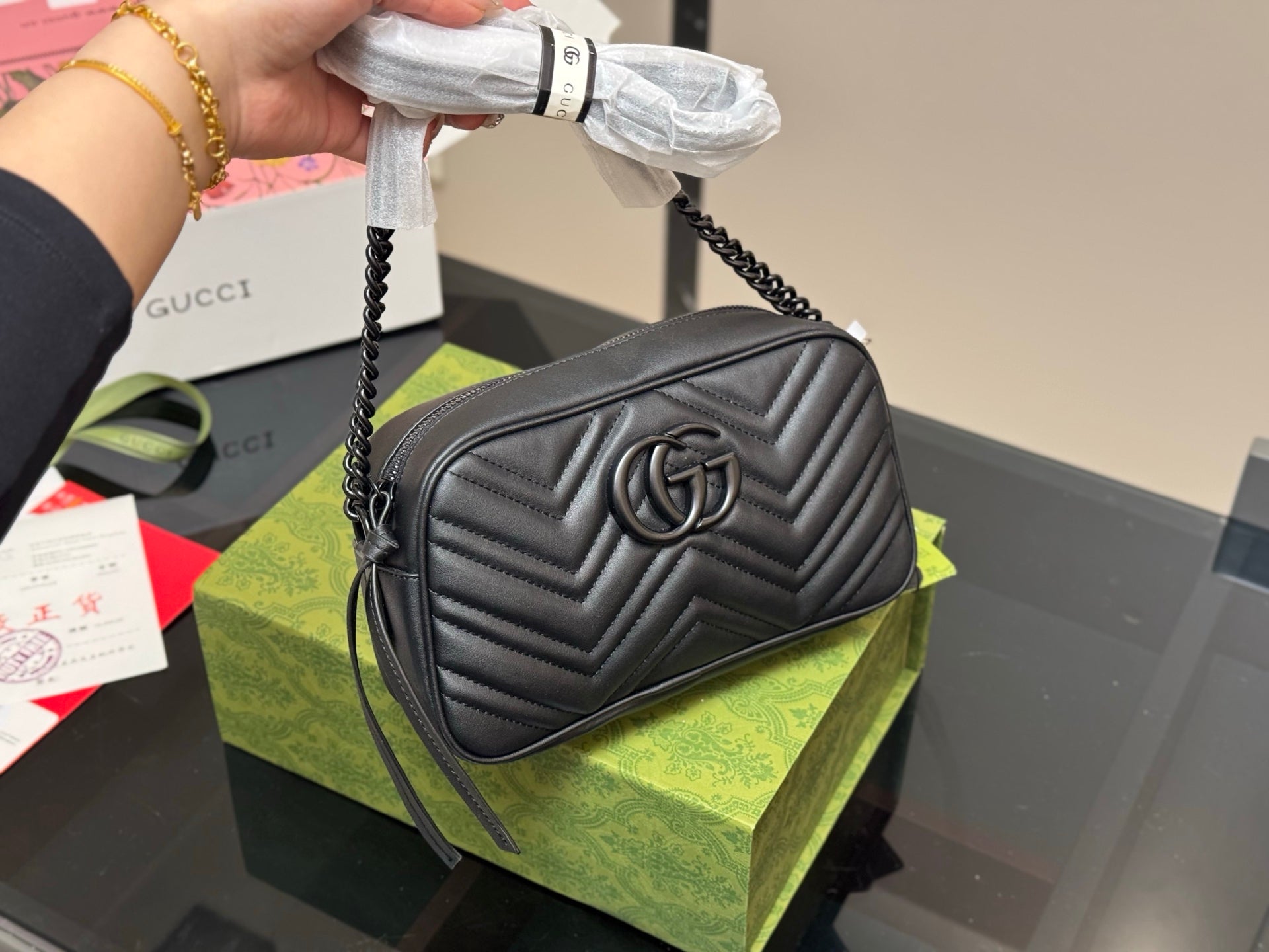 GG Marmont Large Quilted Camera Bag with Versatile Carry Options