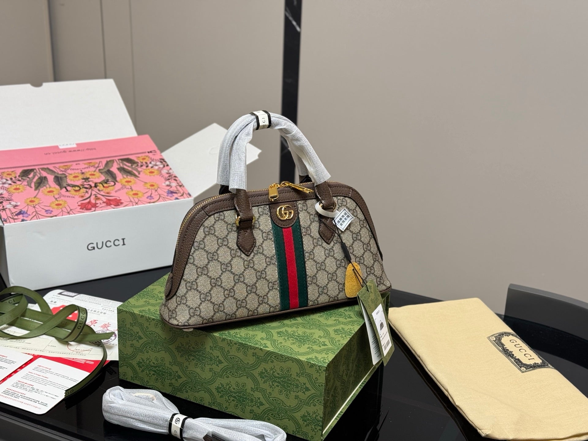 Gucci 1955 Vintage-Inspired Folding Shell Bag