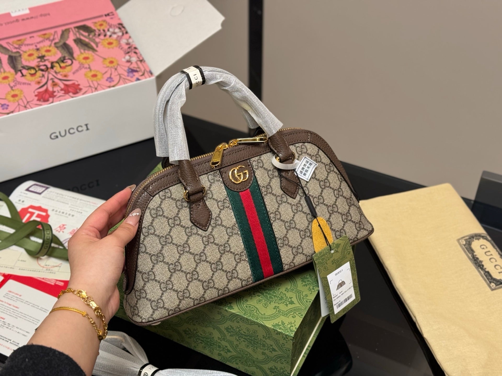 Gucci 1955 Vintage-Inspired Folding Shell Bag