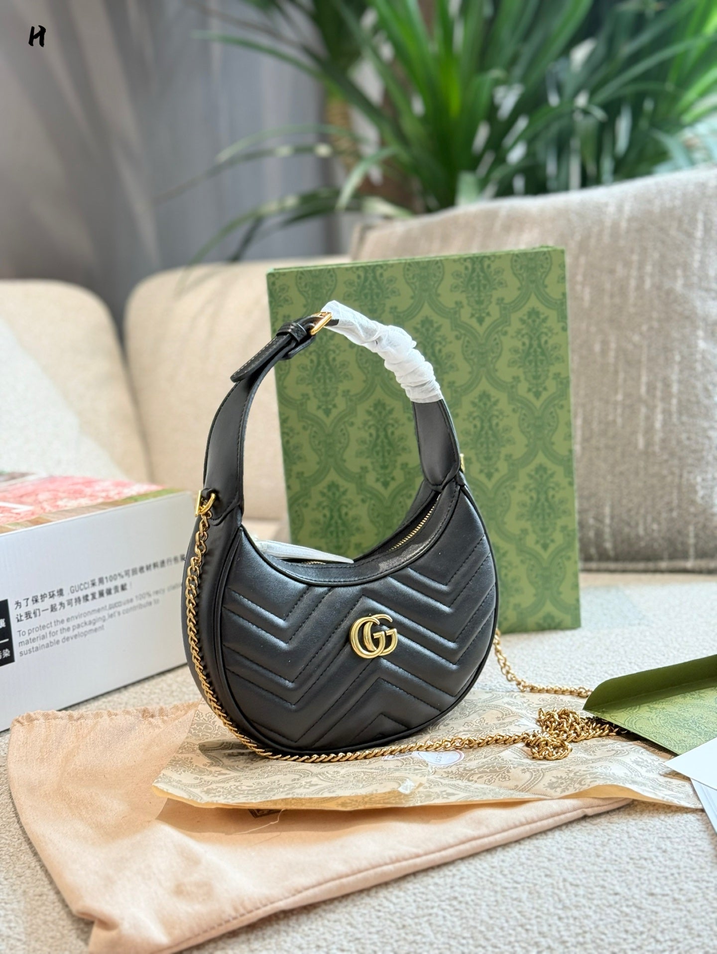 Gucci Marmont Half-Moon Bag â€“ Classic Crescent Design