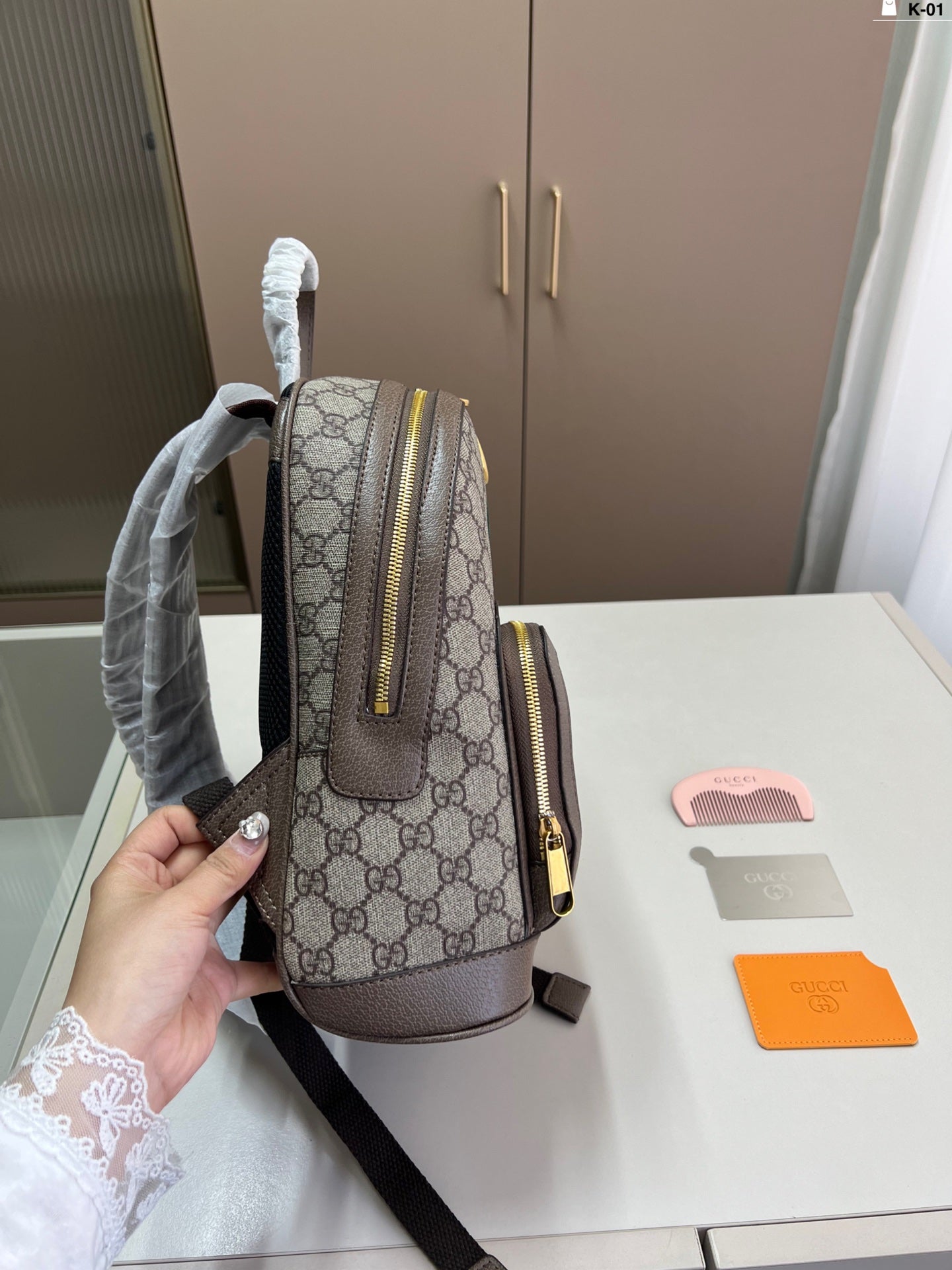 Gucci Cool Ophidia Presbyopic Backpack with Wooden Comb and Mirror