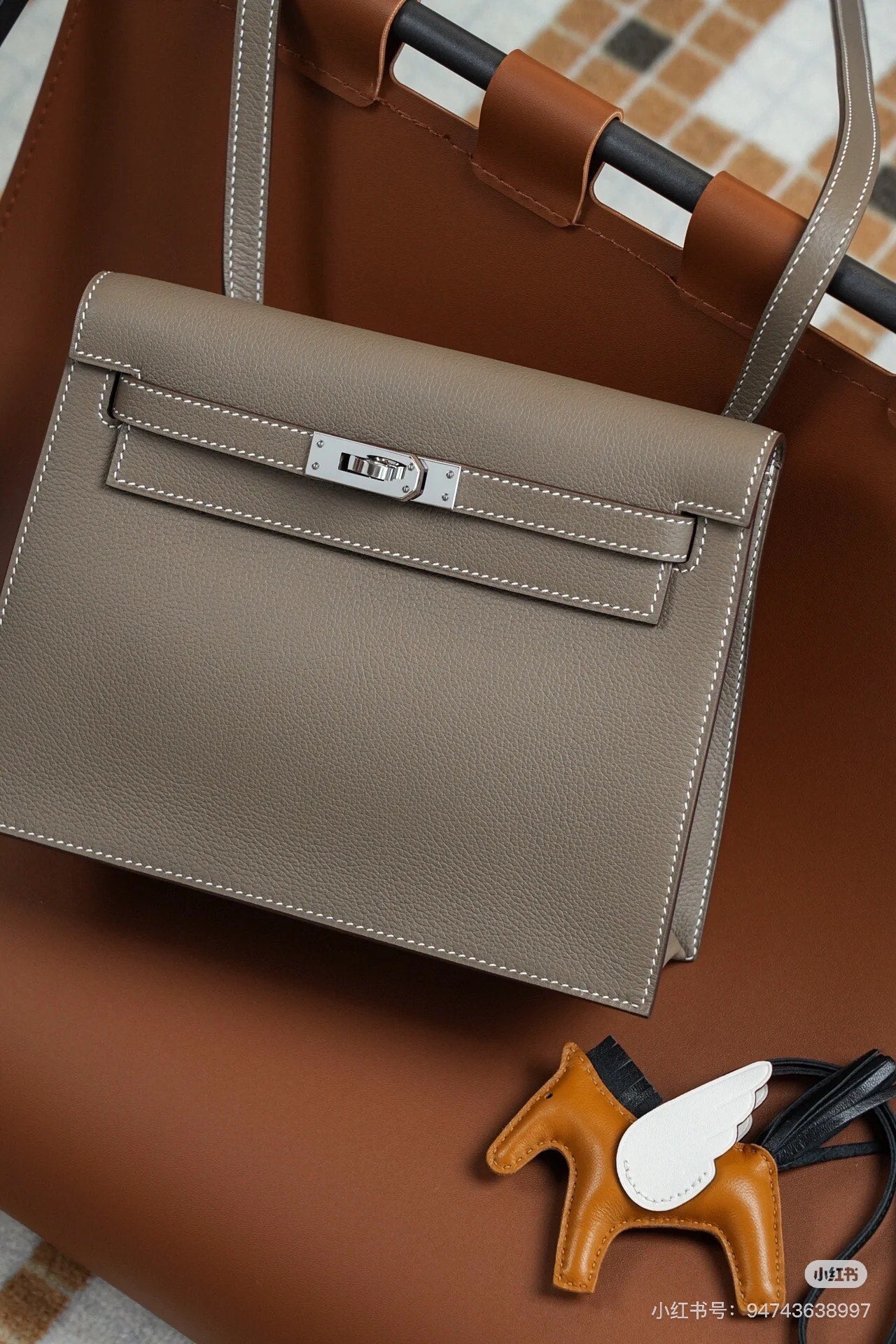 Hermes Luxury Dance Bag - Elegant & Functional