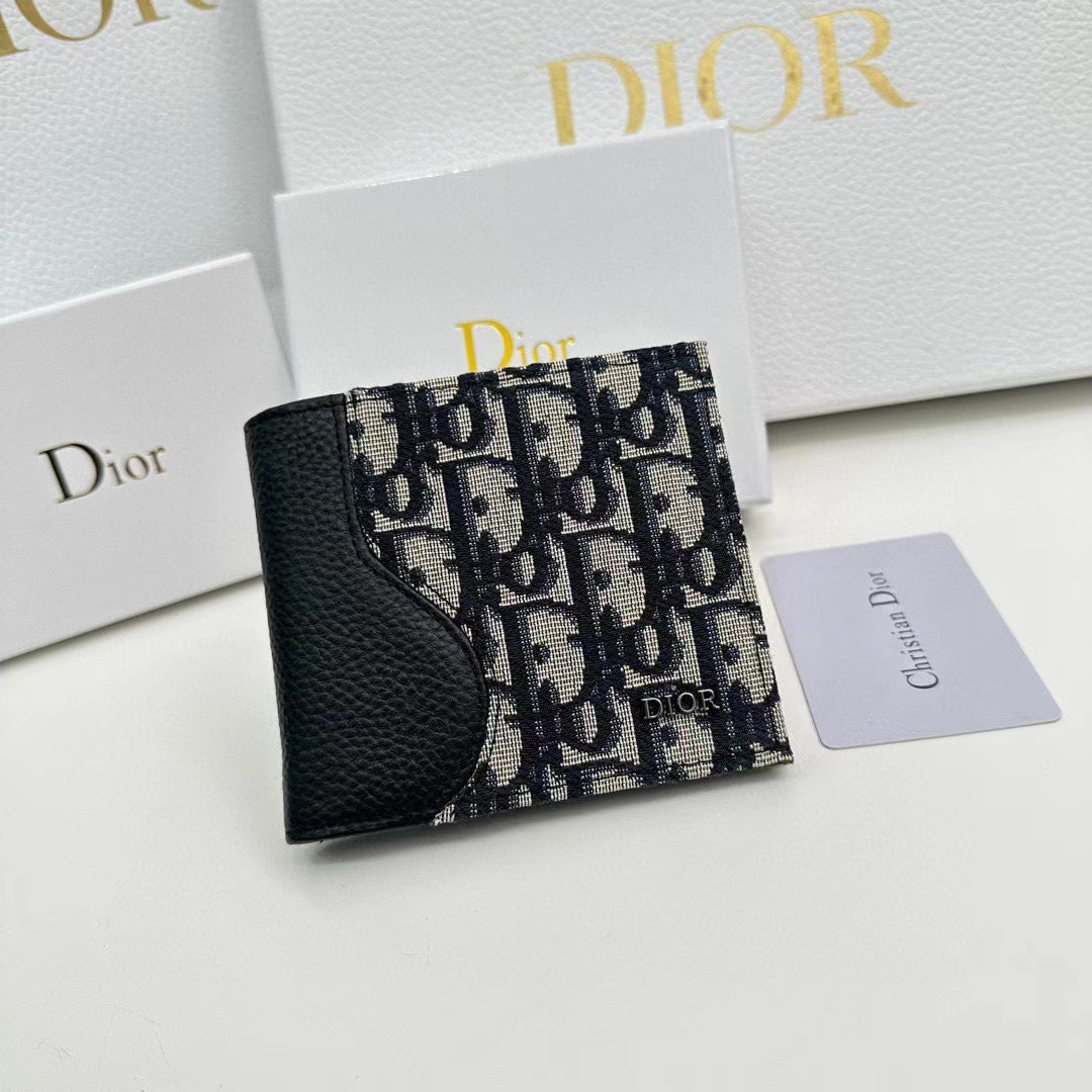 Dior D19 Black Unisex Bag - Stylish Handmade Accessory