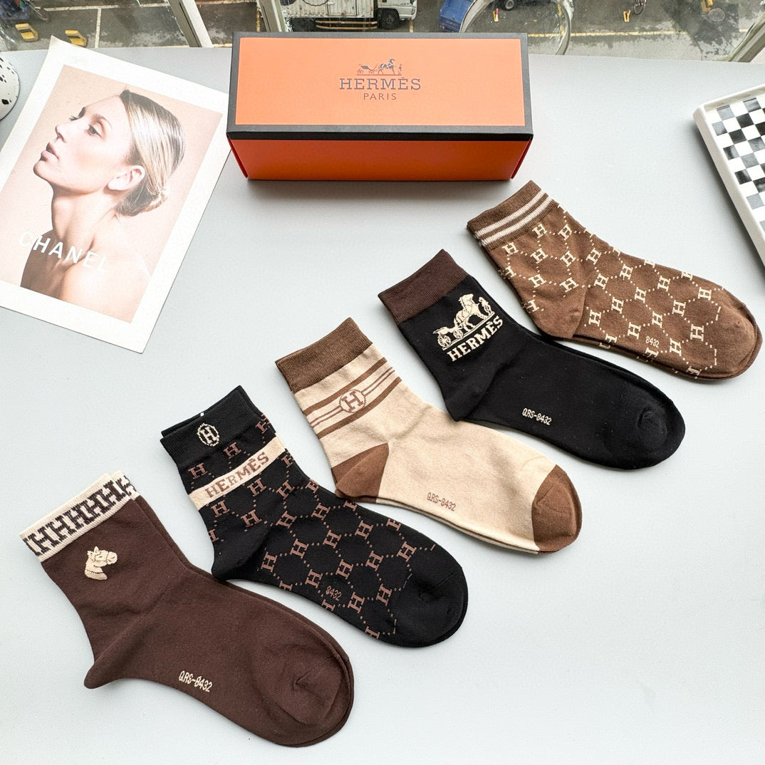 HermÃ¨s Classic Mid-Calf Socks - Pure Cotton, Embroidered Logo, 5 Pairs
