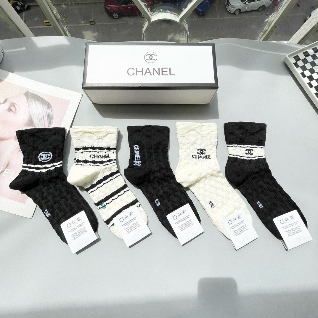 Chanel Mid-Calf Fashion Socks â€“ 5 Pairs Box Set