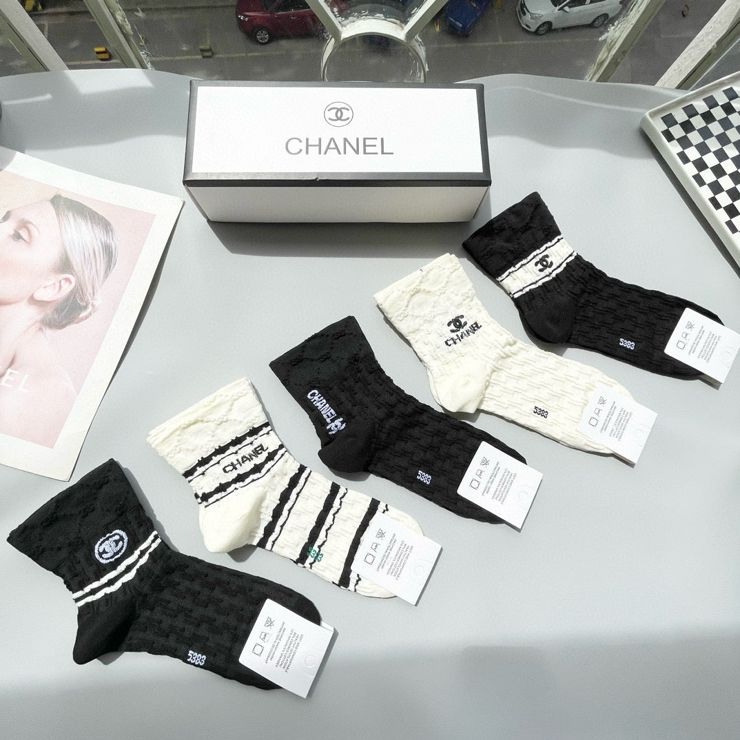 Chanel Mid-Calf Fashion Socks â€“ 5 Pairs Box Set