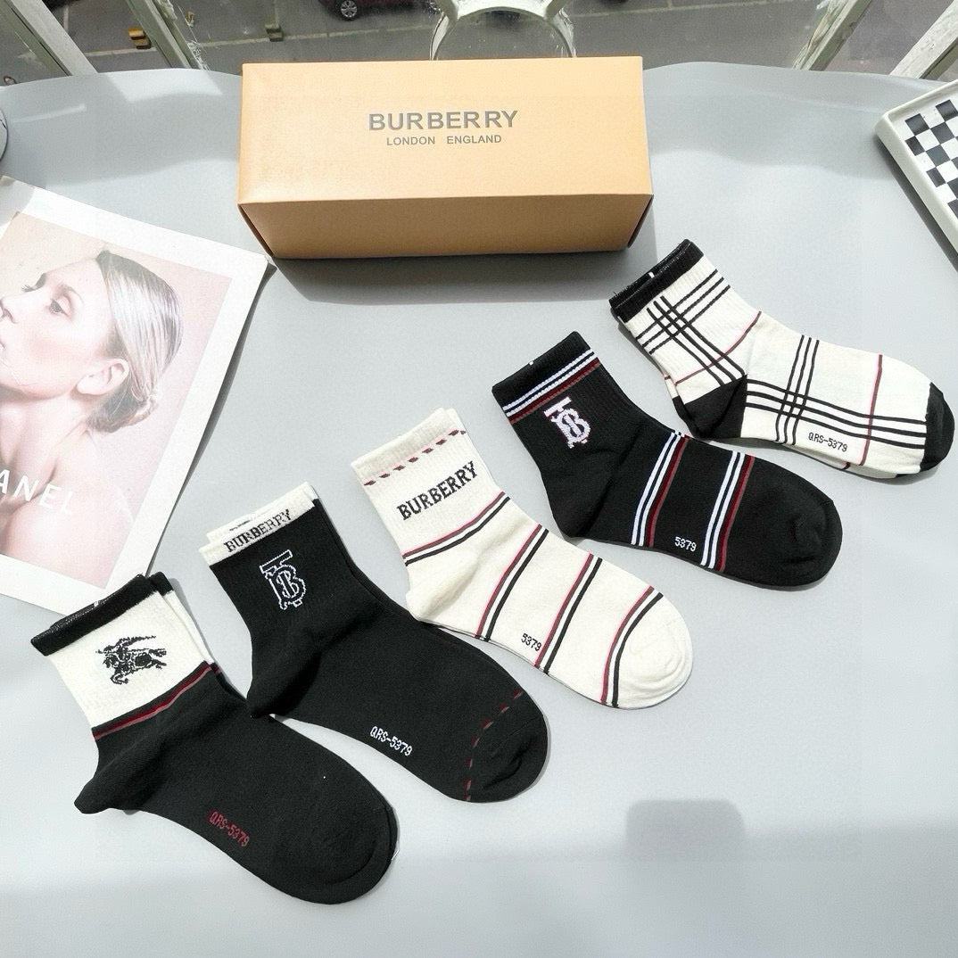 Burberry Bagh Mid-Calf Socks - Trendy Five Pair Set