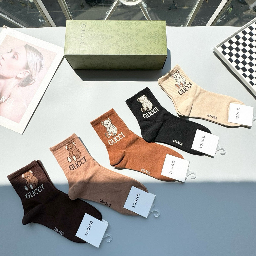 GUCCI Mid-Calf Fashion Socks - Five Pairs