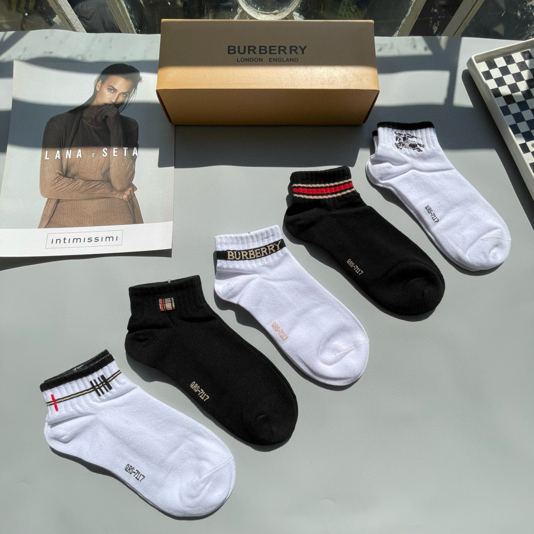 Burberry High-End Trendy Boat Socks - 5 Pairs Box Set