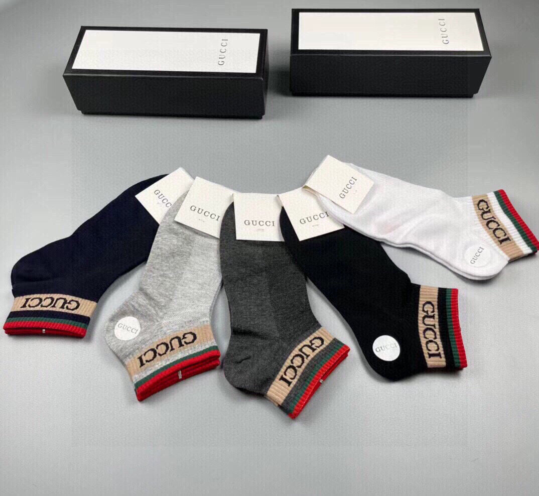 Gucci Men's Logo Socks - 5 Pairs Gift Box