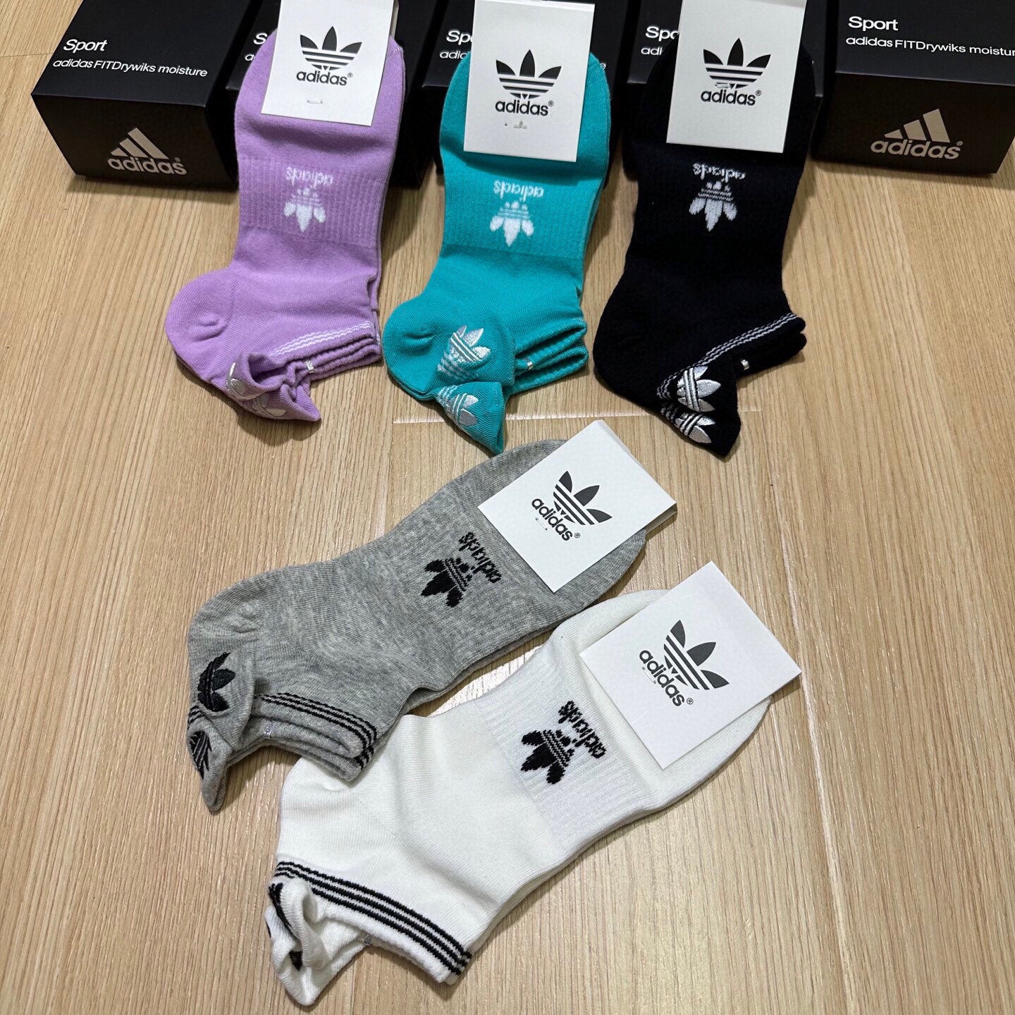 Adidas Clover Logo Cotton Socks - 5 Pairs Box