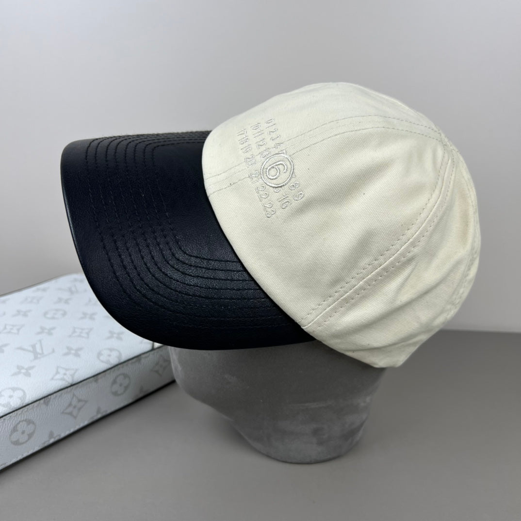 Trendy Retro-Inspired Baseball Cap with Dust Bag