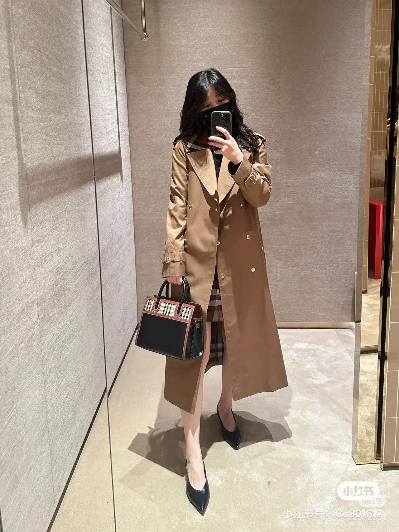 Burberry Classic Plaid Scarf - Timeless Elegance