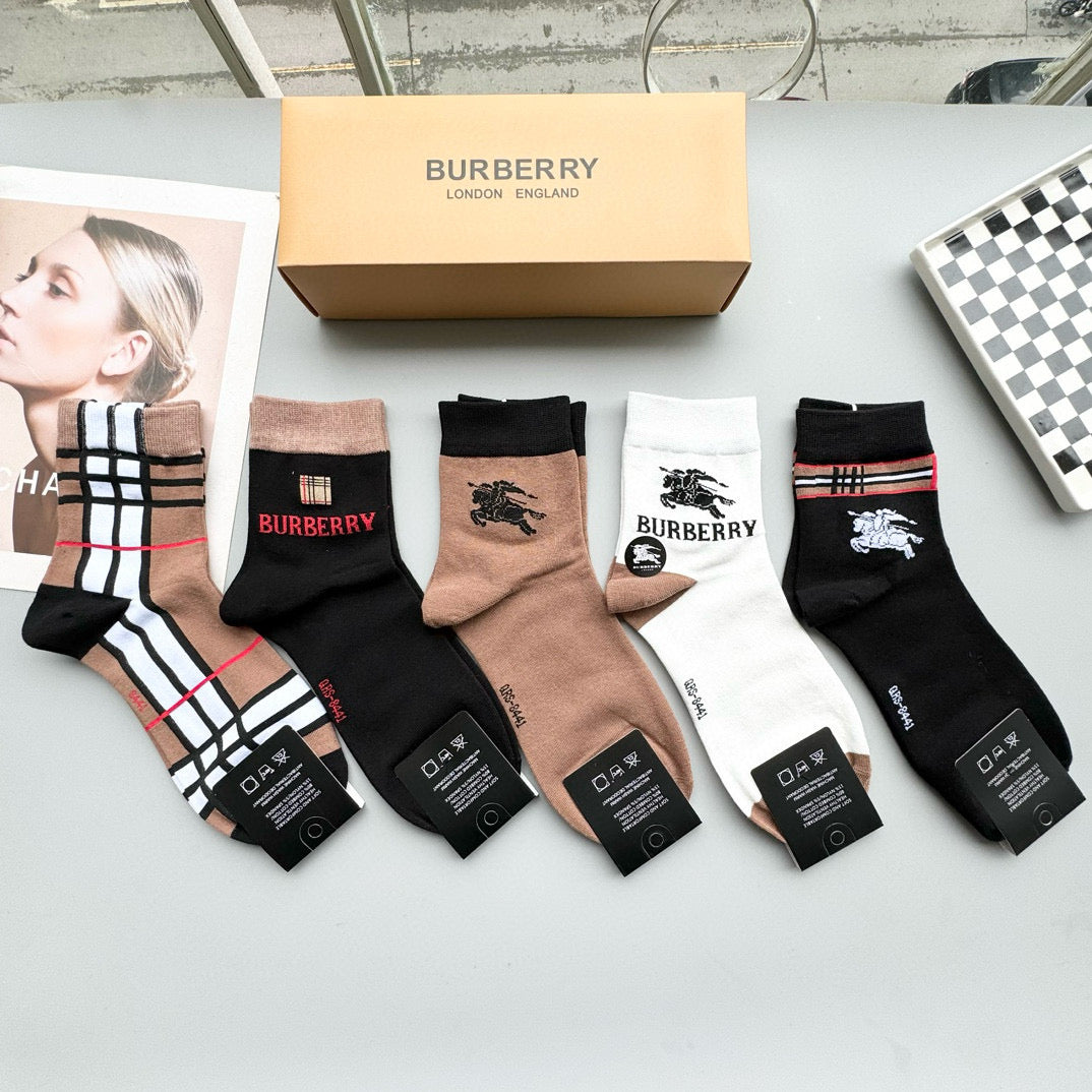 Burberry Bagh Mid-Calf Socks â€“ Five Pairs in a Stylish Box