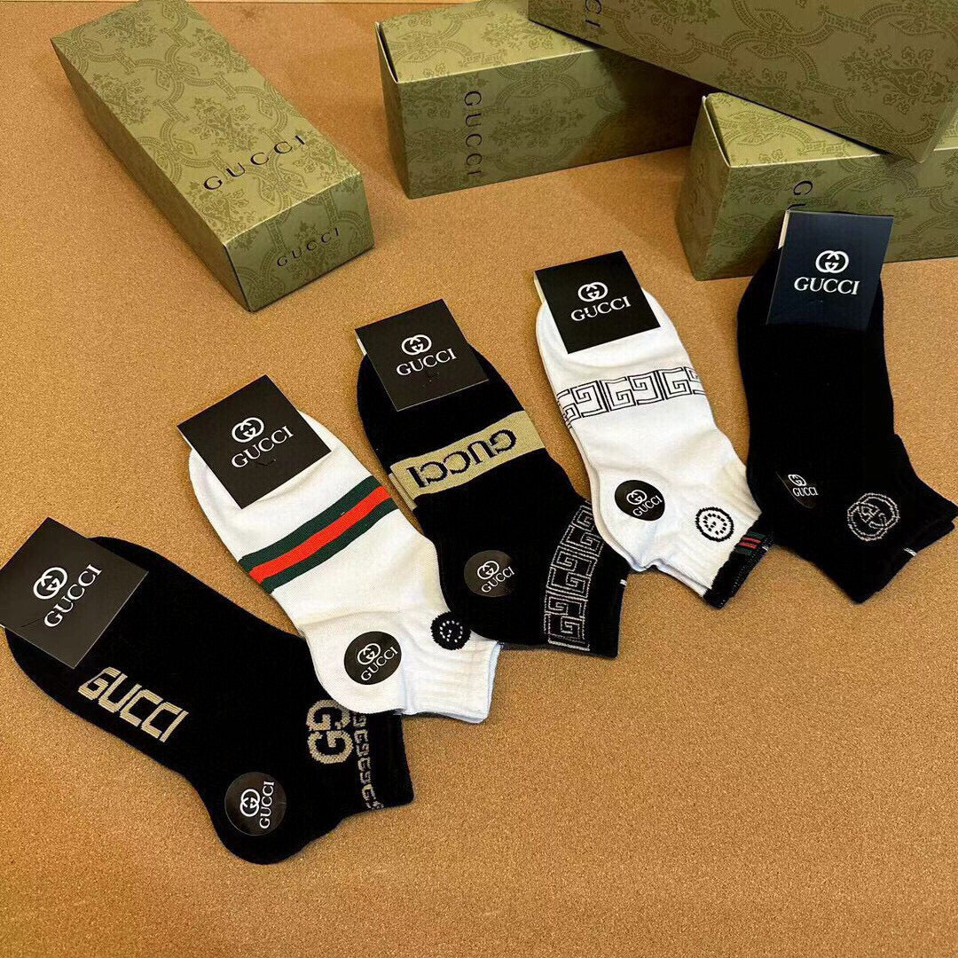 Gucci Men's Jacquard Logo Socks - Box of Five Pairs