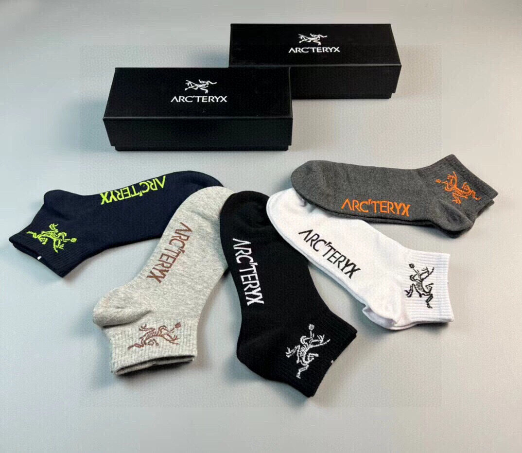 Archa'teryx Menâ€™s Cotton Short Socks - 5 Pairs in Gift Box