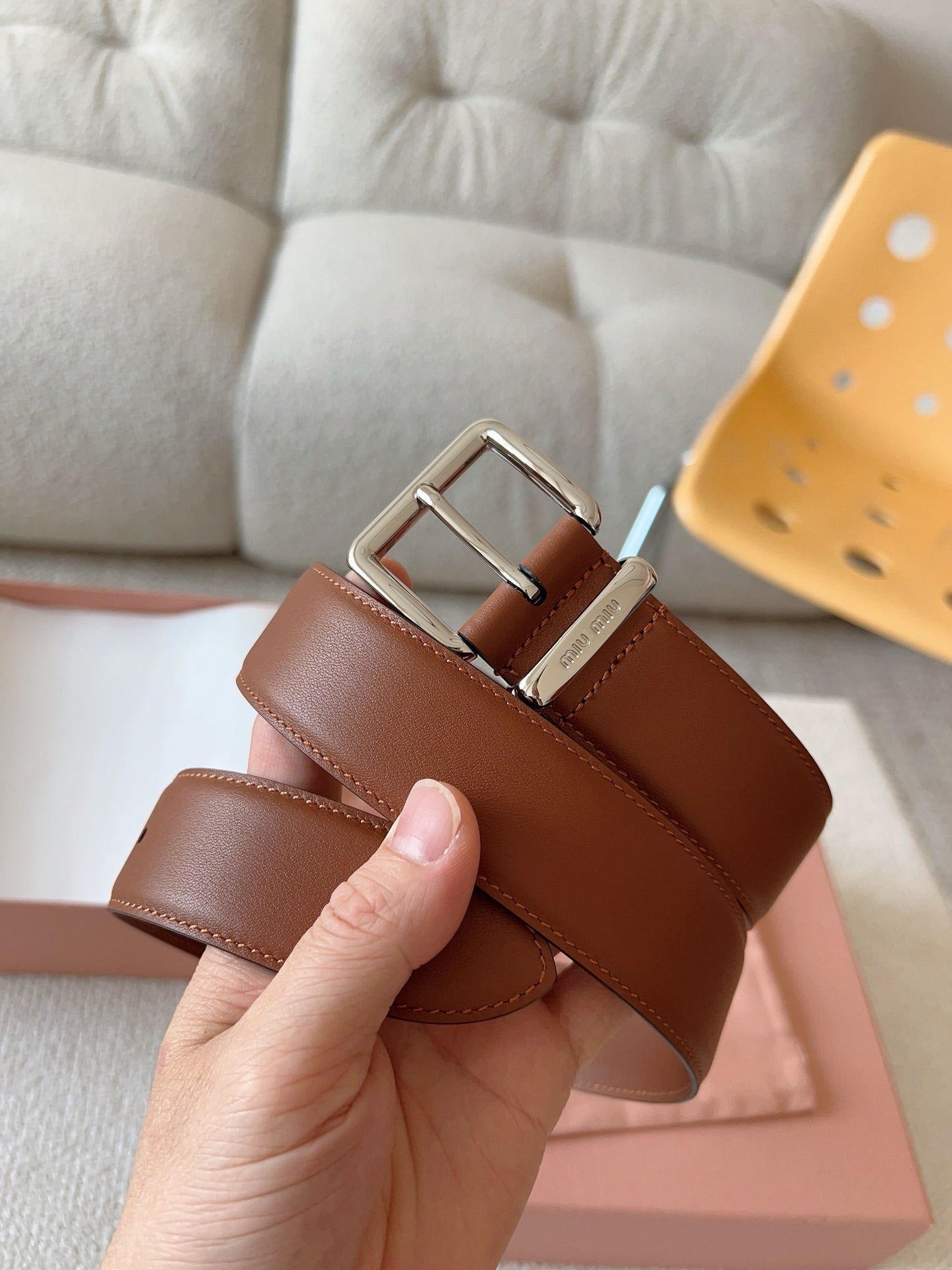 Miu Miu Elegant Leather Belt with Logo - 35mm Wide