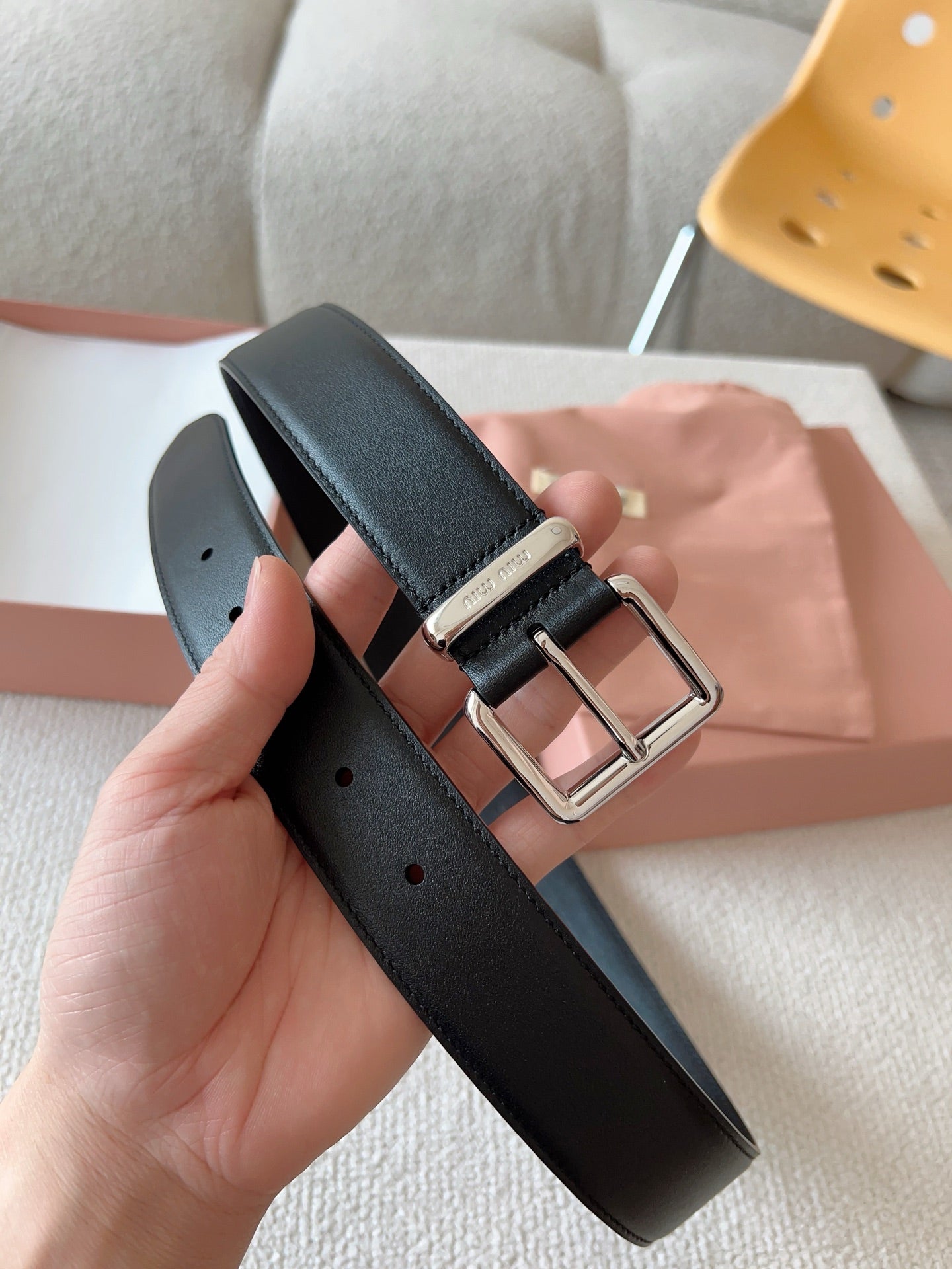 Miu Miu Elegant Leather Belt with Logo - 35mm