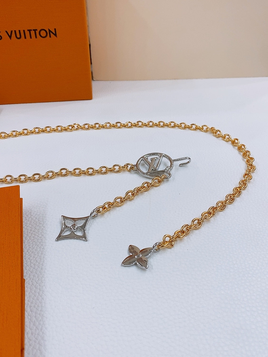 Louis Vuitton 23 Hardware Floral Chain Belt