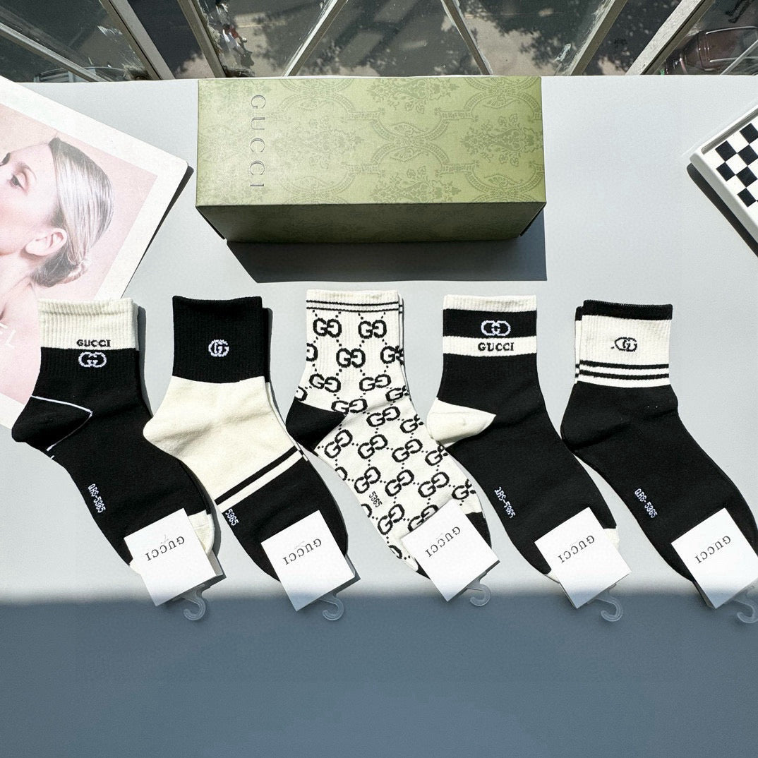 Gucci GG Series Unisex Mid-Calf Socks - Five Pairs in One Box