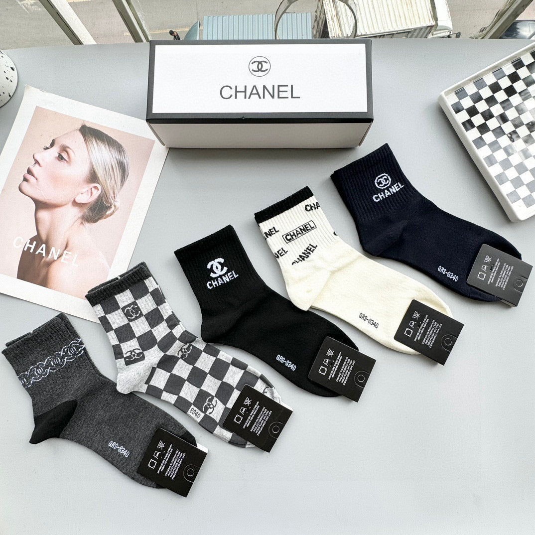 Chanel Mid-Calf Fashion Socks - Stylish 5-Pair Set