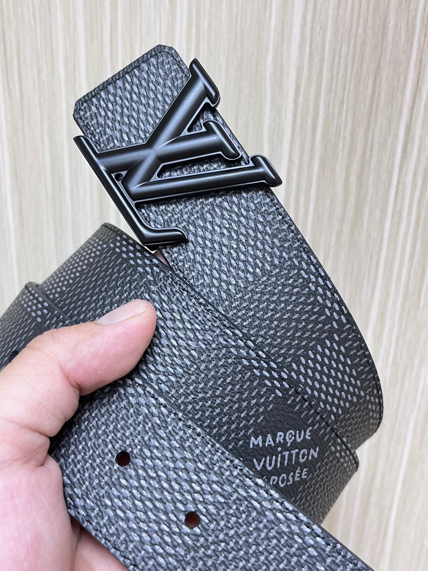 Retro Canvas and Calf Embossed Handbag â€“ 4.0mm Quality Craftsmanship