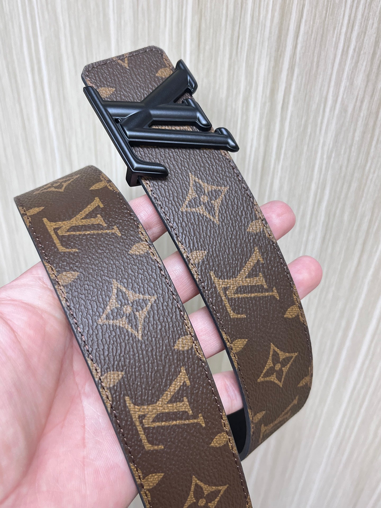 Retro Canvas and Calf Embossed Fabric - 4.0mm Premium Quality