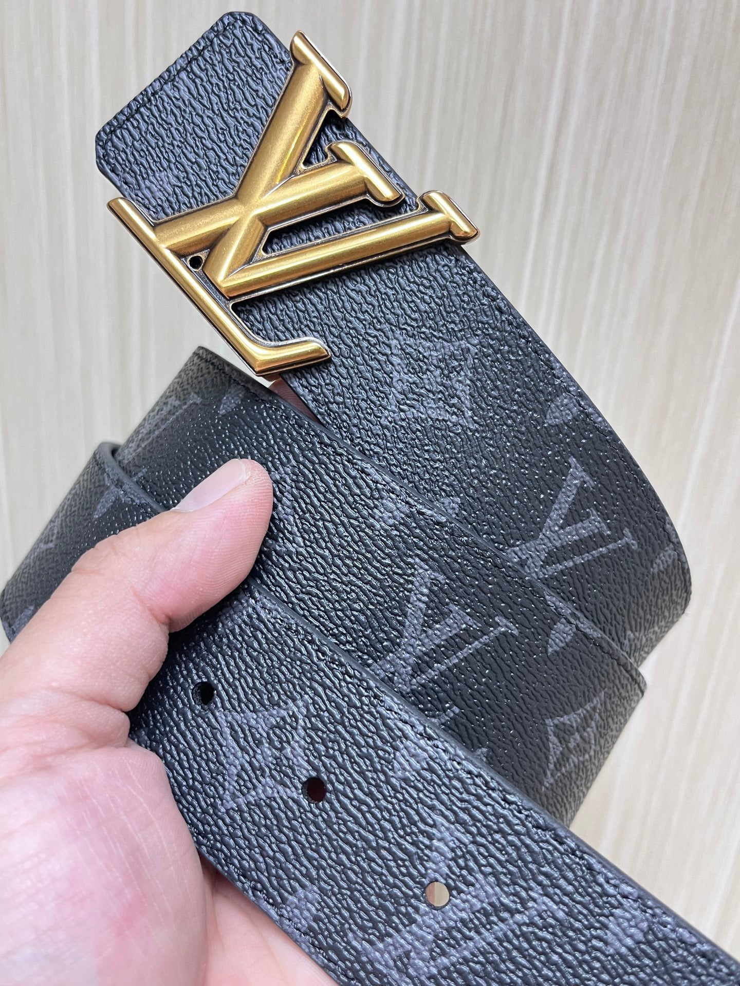 Premium 4.0mm Canvas and Calf Embossed Double-Sided Fabric