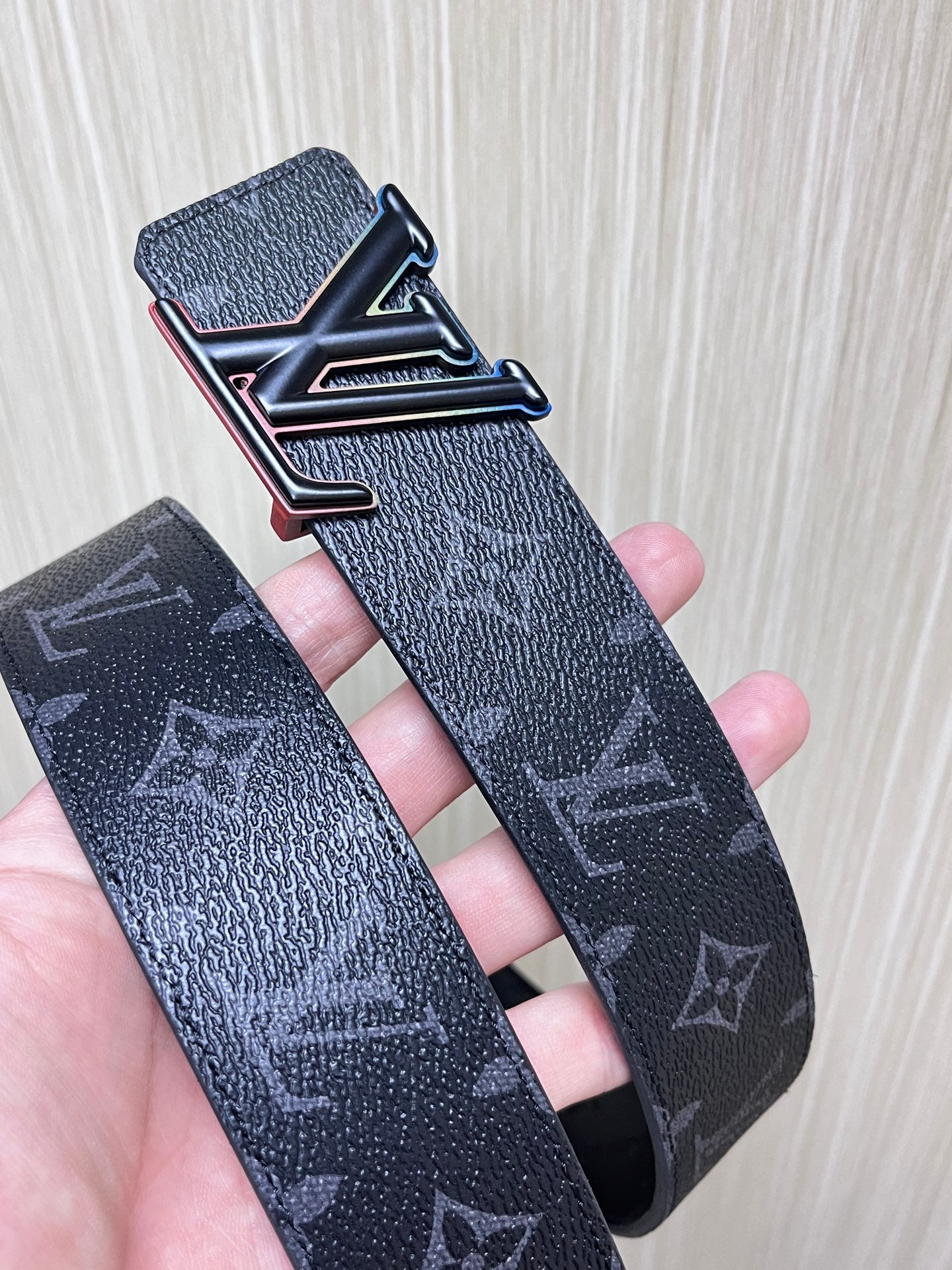 Retro Canvas and Calf Embossed Reversible 4.0mm Fabric