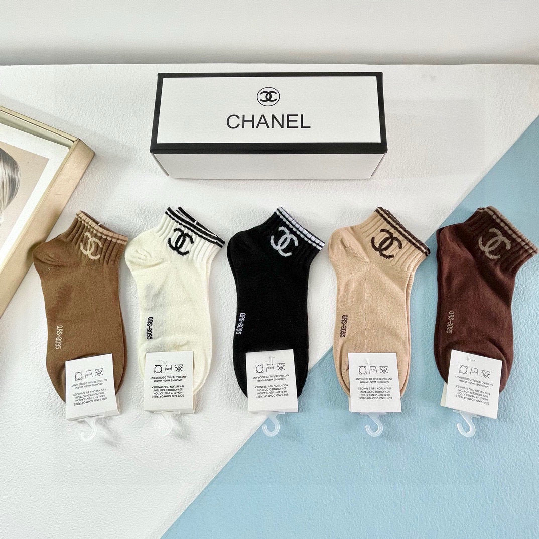 Chanel Women's High-Quality Short Socks - 5 Pairs