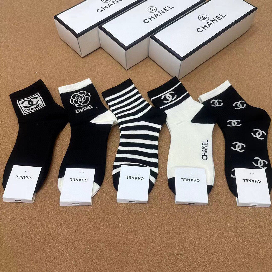 CHANEL Women's Cotton Logo Socks - 5 Pairs Gift Box